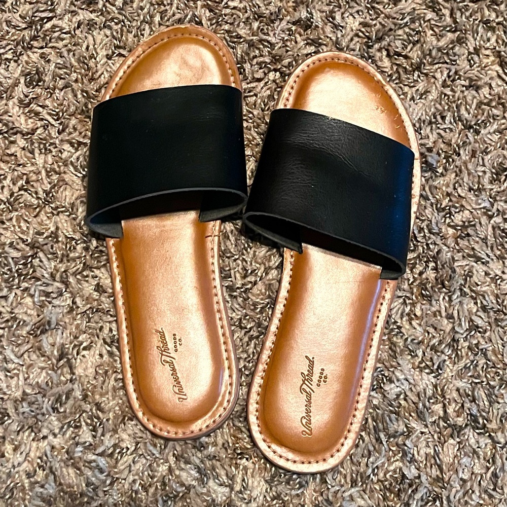 Slide Sandals With Black Strap - Size 6
